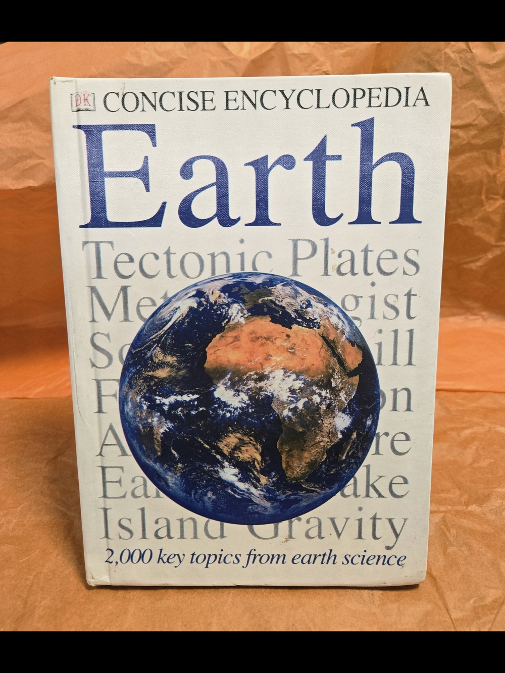 CONCISE ENCYCLOPEDIA OF THE EARTH SCIENCE BOOK